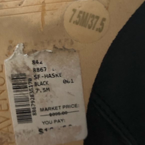 Saks Fith Avenue tall boots - Picture 7 of 7